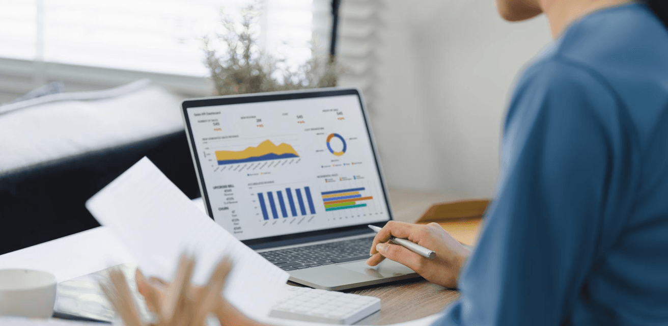 Uappi Implementer: Maximize your E-commerce with b8one's ExpertiseImplementadora